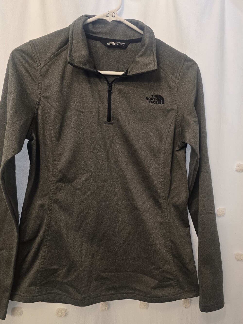 The North Face Women's Quarter-Zip Pullover Size Small